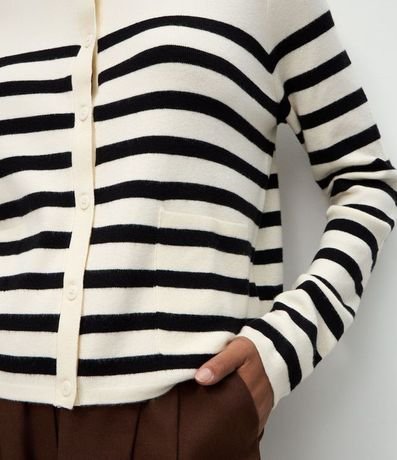 Cardigan Corto en Punto con Estampa Rayada 4