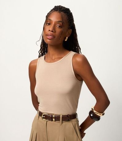 Blusa Básica en Viscosa con Cuello Redondo