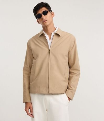 Campera en Sarga con Cuello Inglés y Bolsillos 3