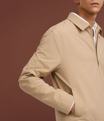 Campera en Sarga con Cuello Inglés y Bolsillos 9