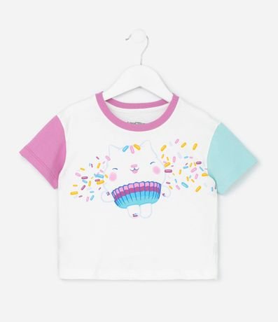Remera Regular Infantil con Estampa La Casa de Muñecas de Gabby - Talle 1 a 6 años 2