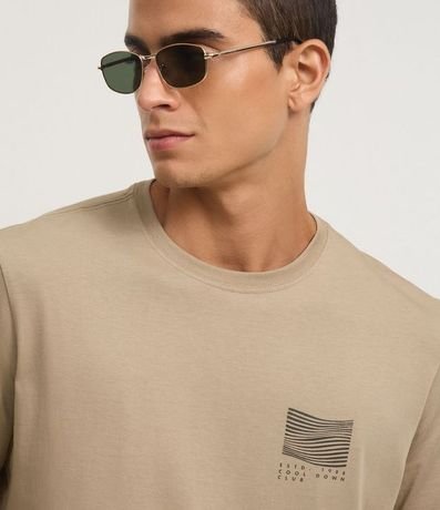 Remera Comfort en Algodón Peruano con Estampa Localizada 4