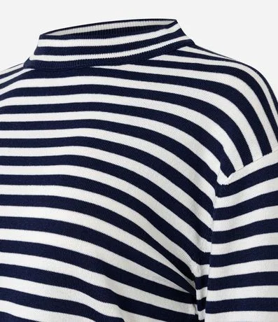 Blusa Rayada en Punto con Cuello Redondo 2