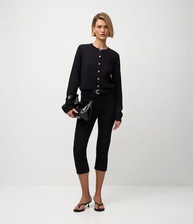 Cardigan Regular en Punto con Botones y Modelo 2