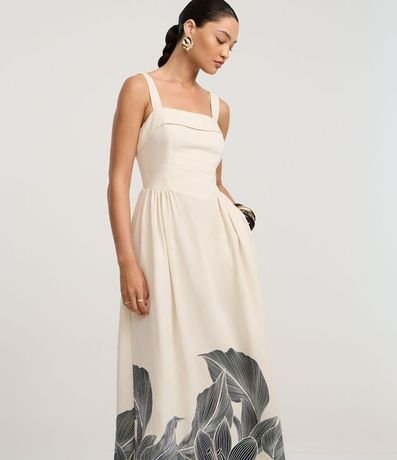 Vestido Evasê Midi en Viscolino con Estampa Floral y Follaje