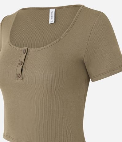 Blusa en Rib con Botones en el Escote 7