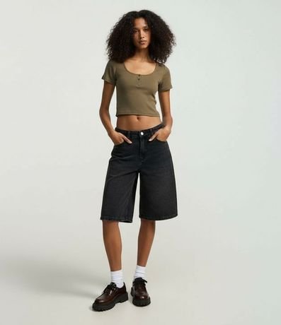 Blusa en Rib con Botones en el Escote