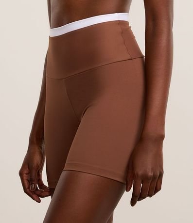 Bermuda Deportiva en Microfibra Acanalada con Cintura Contrastante 2