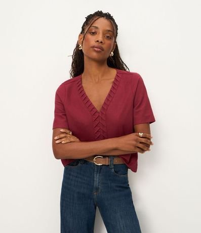 Blusa Slim en Piquet con Escote V y Detalle Texturizado 1