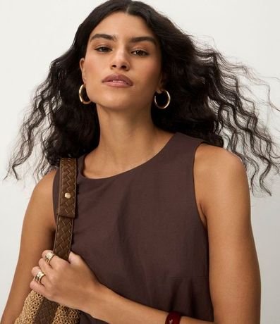 Blusa sin Manga con Detalle Listrado en el Lateral 3