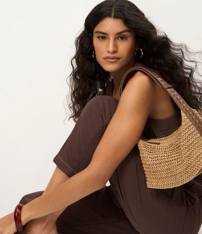 Blusa sin Manga con Detalle Listrado en el Lateral 5