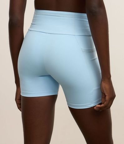 Bermuda Deportiva en Microfibra con Bolsillos y Cintura en Tule 4