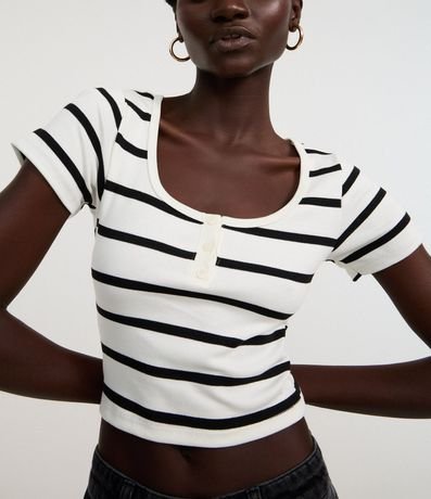 Blusa en Rib con Escote Cuadrado y Estampa de Rayas 3