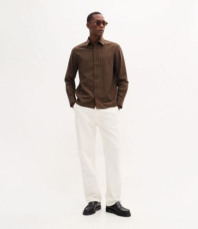 Camisa Comfort en Sastrería con Rayas en Hilo Teñido 2