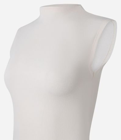 Blusa Acanalada en Rib con Cuello Alto 6