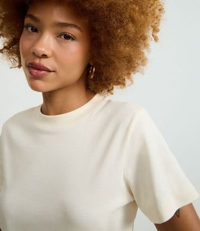 Blusa Básica en Algodón Interlock con Cuello Redondo 4