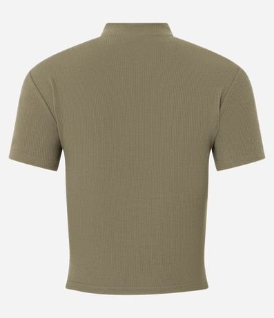 Blusa Básica Texturizada en Viscosa con Cuello Alto 7