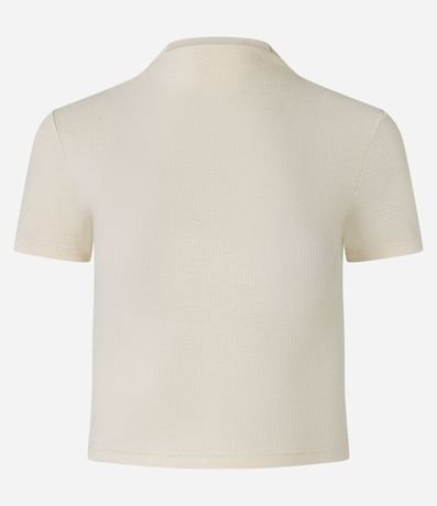 Blusa Básica Texturizada en Viscosa con Cuello Alto 4