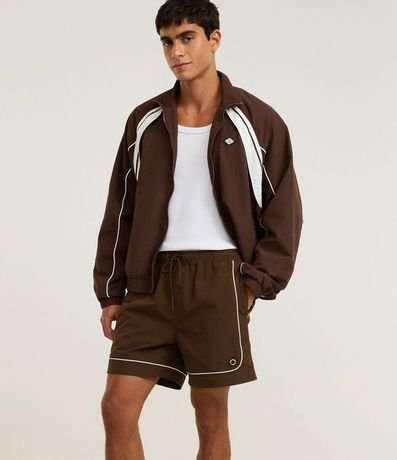 Bermuda Tecnológico Liso con Piping Contrastante 3