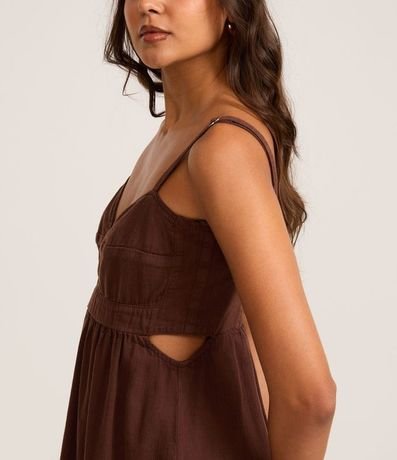 Vestido Midi en Sarga con Escote Corazón y Cutouts 4