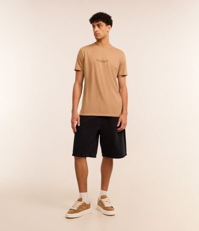 Remera Comfort en Algodón con Estampa de Montañas y Lettering 2