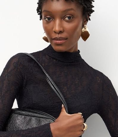 Blusa Manga Larga en Encaje con Cuello Alto 3