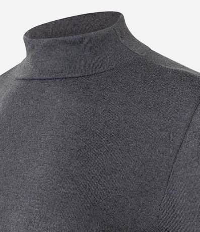 Blusa Texturizada con Cuello Alto y Manga Larga 7