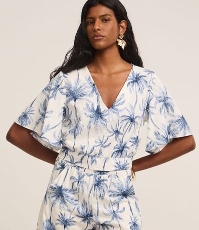 Blusa en Viscolino con Estampa Palmeras y Escote V