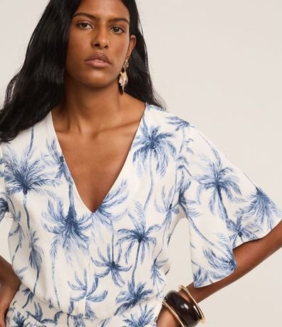 Blusa en Viscolino con Estampa Palmeras y Escote V 3