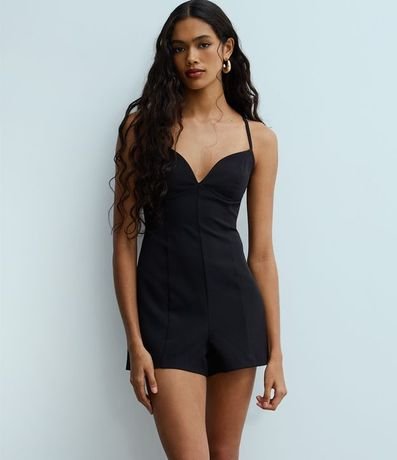 Enterito en Sastrería con Escote V y Detalle en la Espalda 3