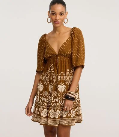 Vestido Evasê Corto en Viscosa con Estampado de Lunares y Follaje 2