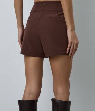 Short Pollera Corto en Sastrería con Traspase Redondeado 4