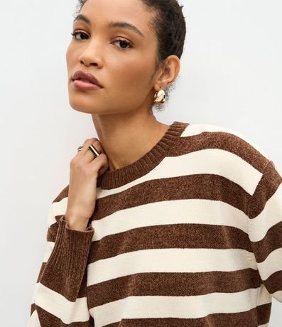 Suéter en Chenille con Estampado Rayada y Cuello Redondo 4