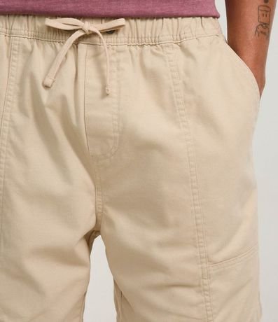 Bermuda Shorts en Sarga con Cintura Elástica y Recortes 3