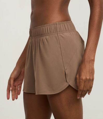 Short Runner Tecnológico con Detalles Contrastantes 2