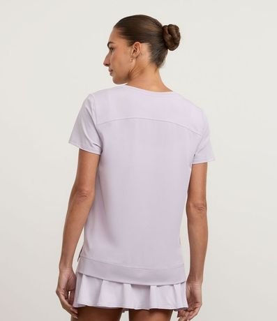 Remera Deportiva en Microfibra Agujerada con Bajo Mullet 4