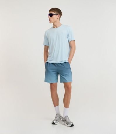 Remera Deportiva en Tecnologia Dry con Estampa Lettering 2