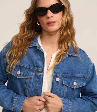 Campera Trucker Amplia en Jeans con Bolsillos 4