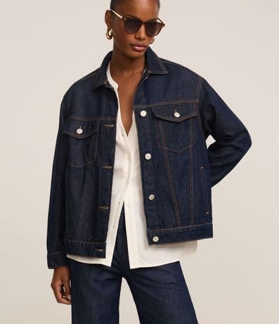 Campera Trucker Amplia en Jeans con Bolsillos