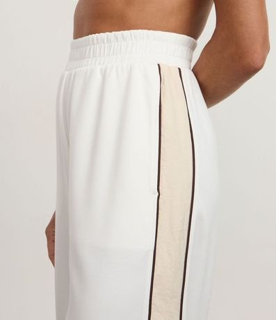 Pantalón Deportiva en Modal con Friso Contrastante 3