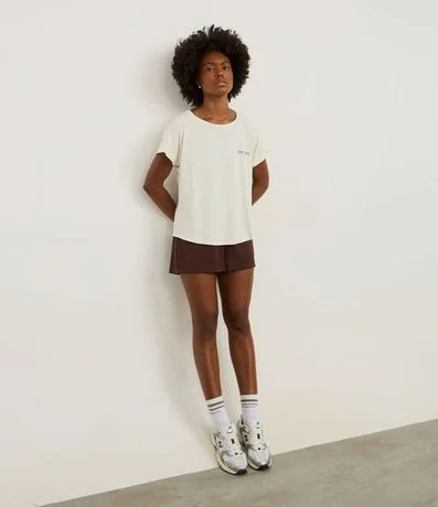 Bermuda Deportiva en Modal con Detalle de Pliegues