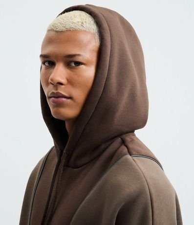 Saco Cerrado en Algodón con Capucha 4