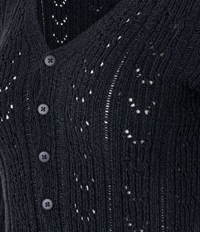 Blusa en Punto con Botones y Volado en la parte baja 2