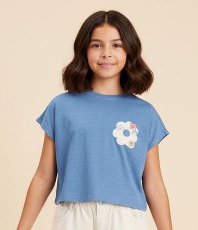 Remera Infantil Lavada con Sisa Deslocada y Sellos - Talle 5 a 14 años