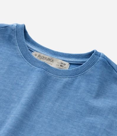 Remera Infantil Lavada con Sisa Deslocada y Sellos - Talle 5 a 14 años 7