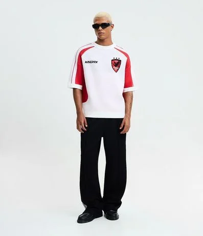 Camisa en Acrílico con Efecto Punto con Estampado Lettering 2