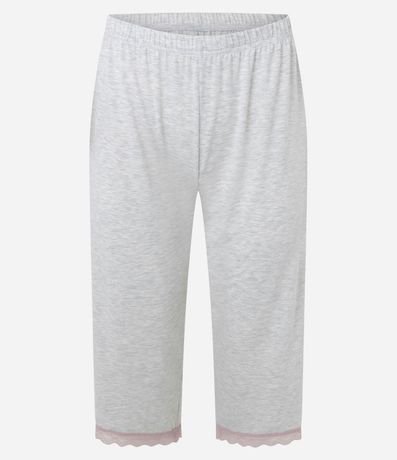 Pijama Capri en Viscolycra con Abotonado Delantero y Detalles de Encaje 4