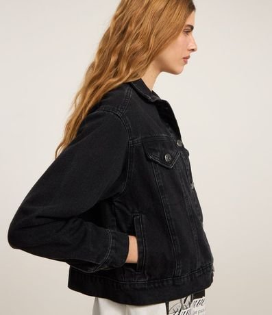 Campera Boxy en Jeans con Bolsillos y Recortes 5