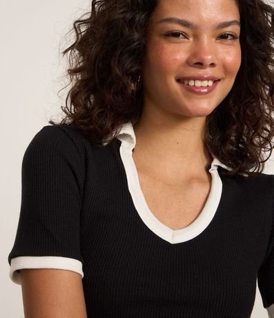 Blusa en Algodón con Cuello Polo Contrastante y Textura 3