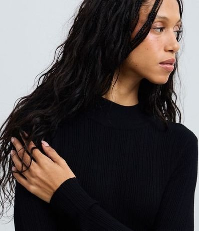 Blusa Rectilínea Punto con Cuello Alto Adulto 3